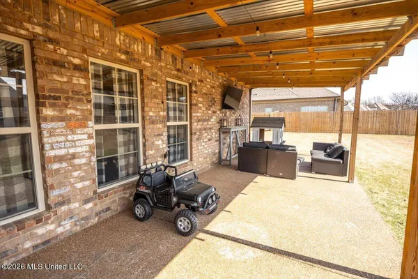 $399,500 | 1768 Linden Drive, Nesbit, MS 38651