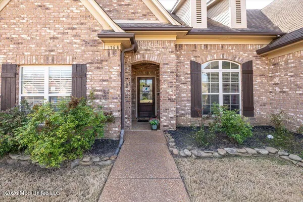 $399,500 | 1768 Linden Drive, Nesbit, MS 38651