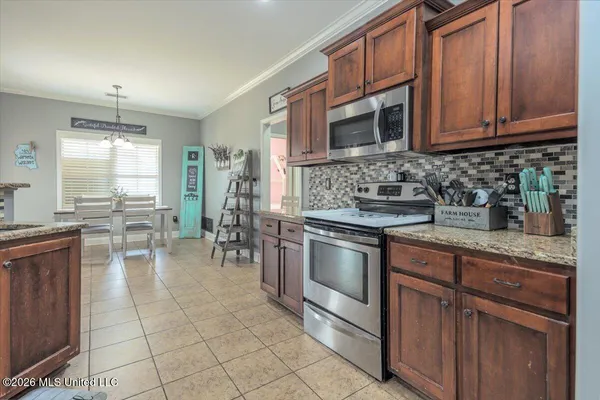 $399,500 | 1768 Linden Drive, Nesbit, MS 38651