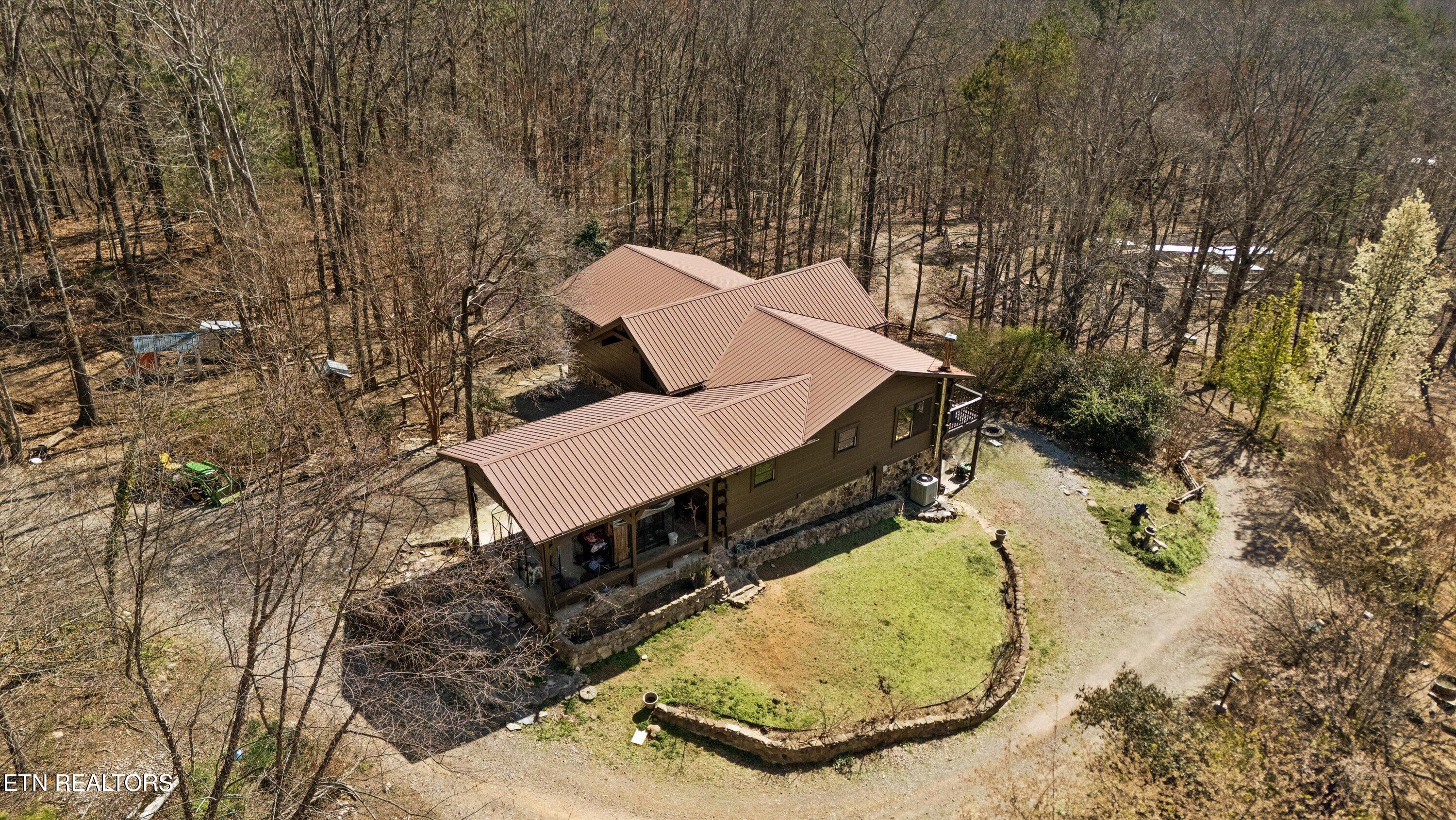 575 Ironsburg Road Tellico Plains, TN 37385 - Photo 39 of 57 43-575 Ironsburg Rd32