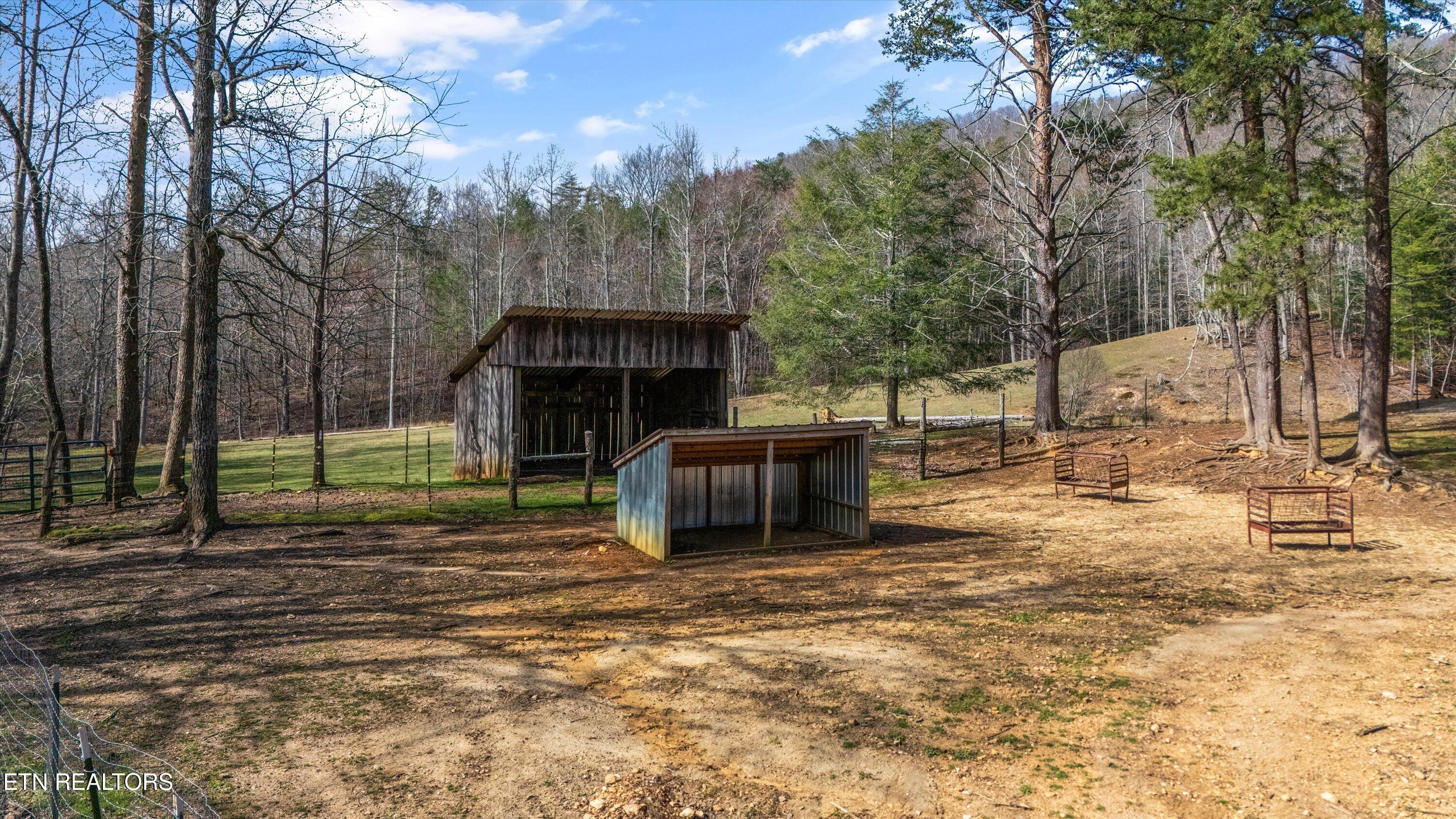 575 Ironsburg Road Tellico Plains, TN 37385 - Photo 45 of 57 49-575 Ironsburg Rd06