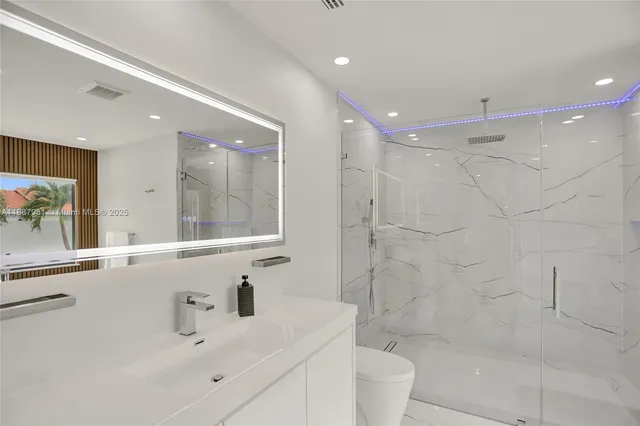 $1,950,000 | 6201 Southwest 107th Avenue, Miami, FL 33173