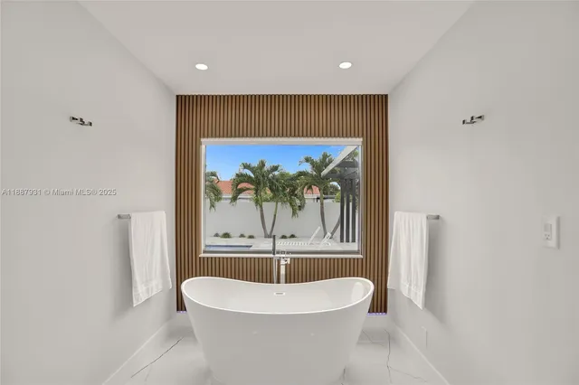 $1,950,000 | 6201 Southwest 107th Avenue, Miami, FL 33173