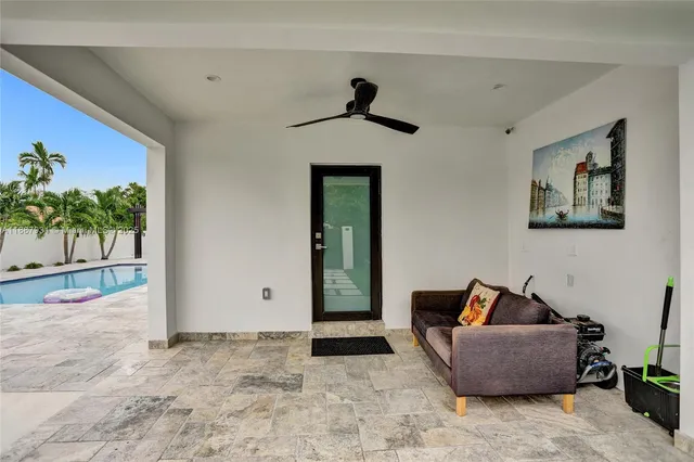 $1,950,000 | 6201 Southwest 107th Avenue, Miami, FL 33173