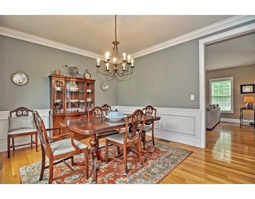 67 Silver Fox Road Franklin, MA 02038 - Photo 4 of 30 Gallery Image 4