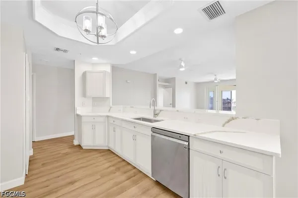 $2,500 | 14819 Laguna Drive, Unit 403, Fort Myers, FL 33908