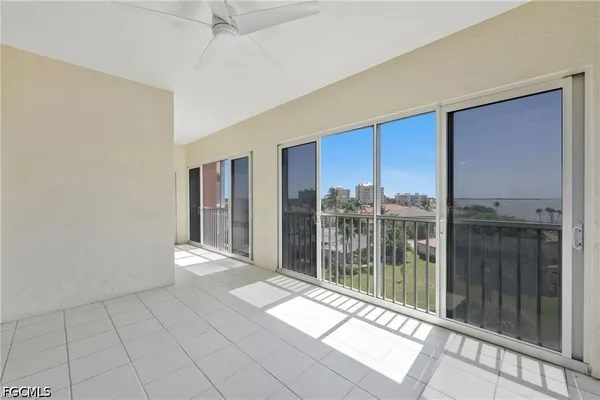 $2,500 | 14819 Laguna Drive, Unit 403, Fort Myers, FL 33908