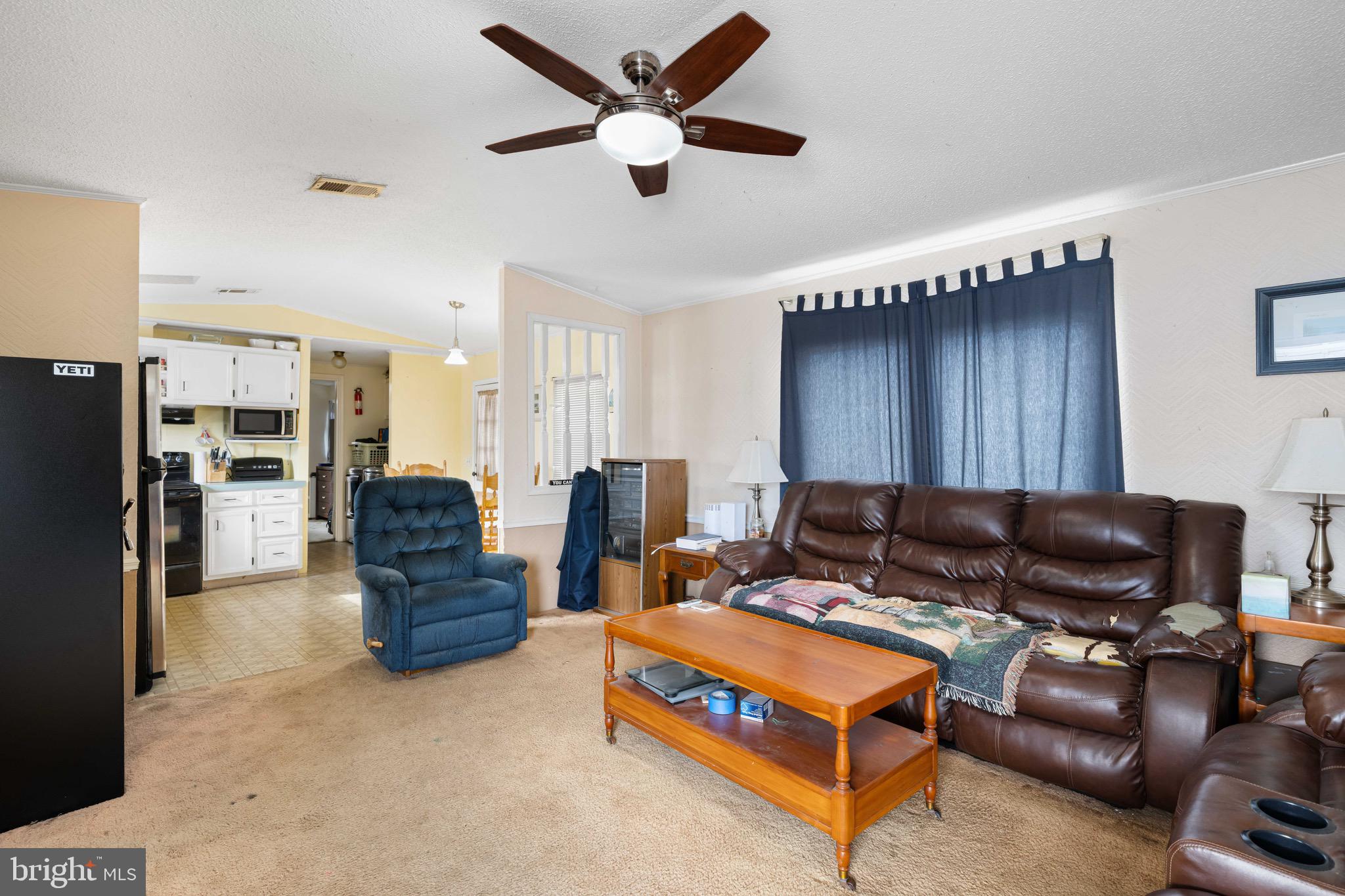 57 Gypsum Drive, Unit 195 Newark, DE 19713 - Photo 4 of 19 a living room with furniture