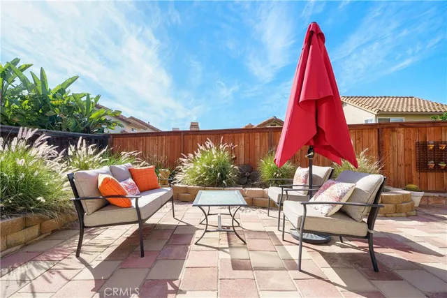 a sign that is on the side of the road