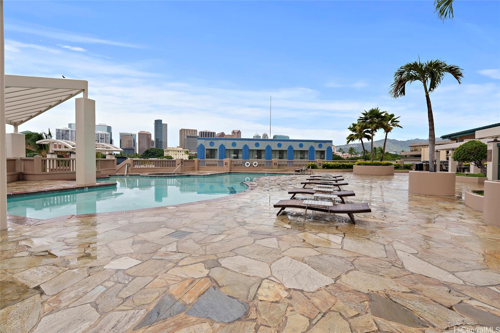 600 Queen Street, Unit 612 Honolulu, HI 96813 - Photo 18 of 25