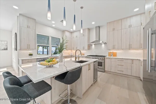 $1,750,000 | 5302 Riveredge Drive, Titusville, FL 32780