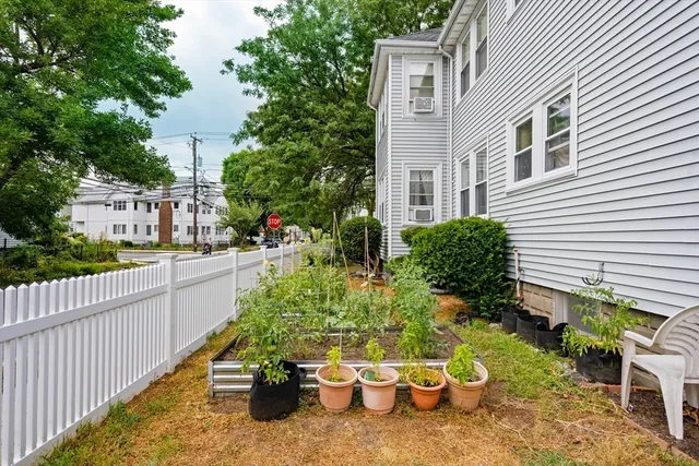 $689,000 | 53 Warren Street, Unit 53, Arlington, MA 02474