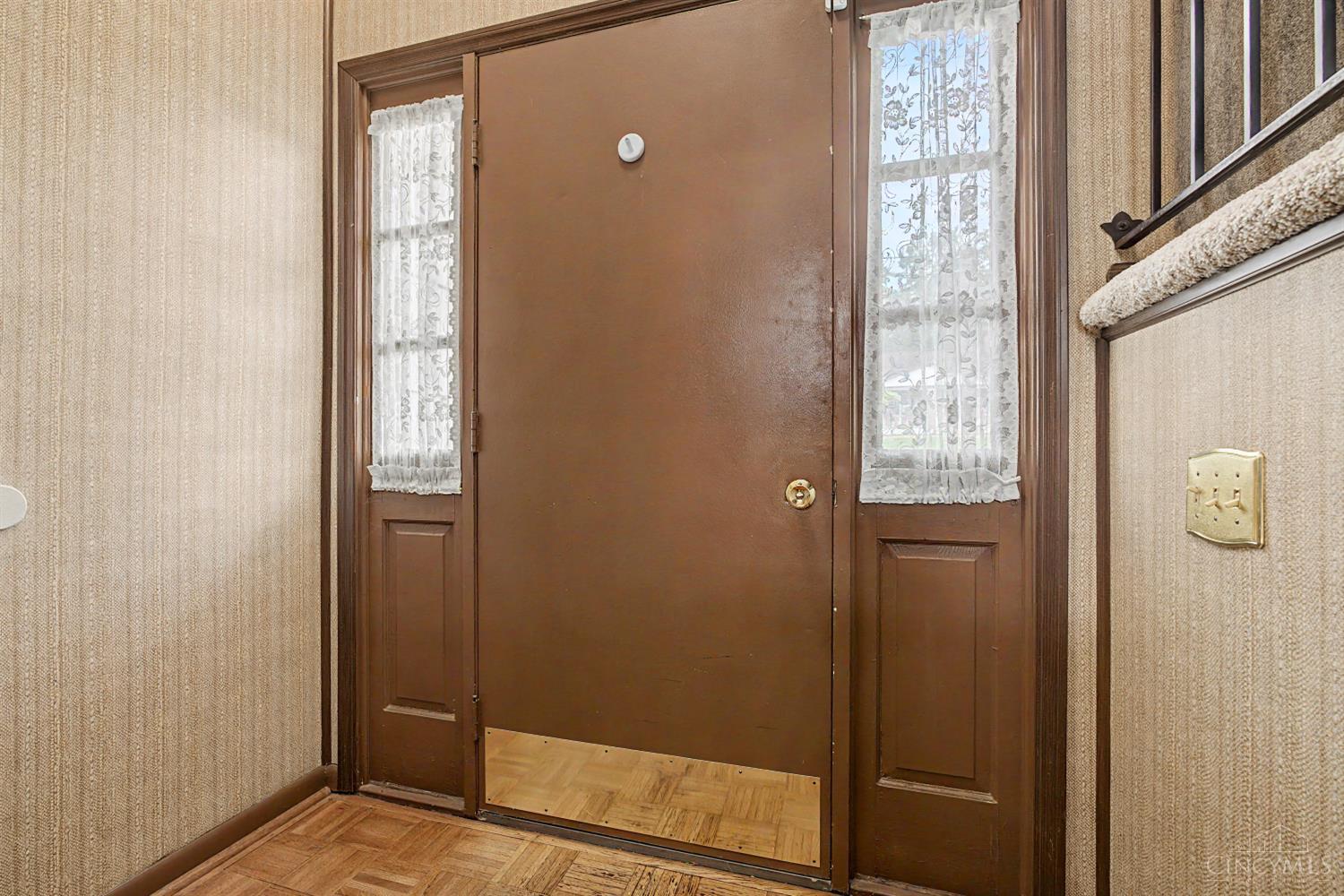 1711 8 Mile Road Cincinnati, OH 45255 - Photo 7 of 44 Gallery Image 7