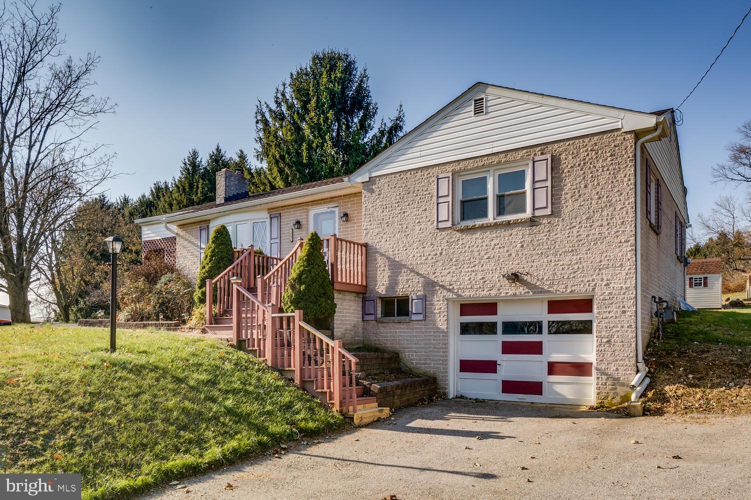 1246 Canadochly Road York, PA 17406 - Photo 2 of 29 Gallery Image 2