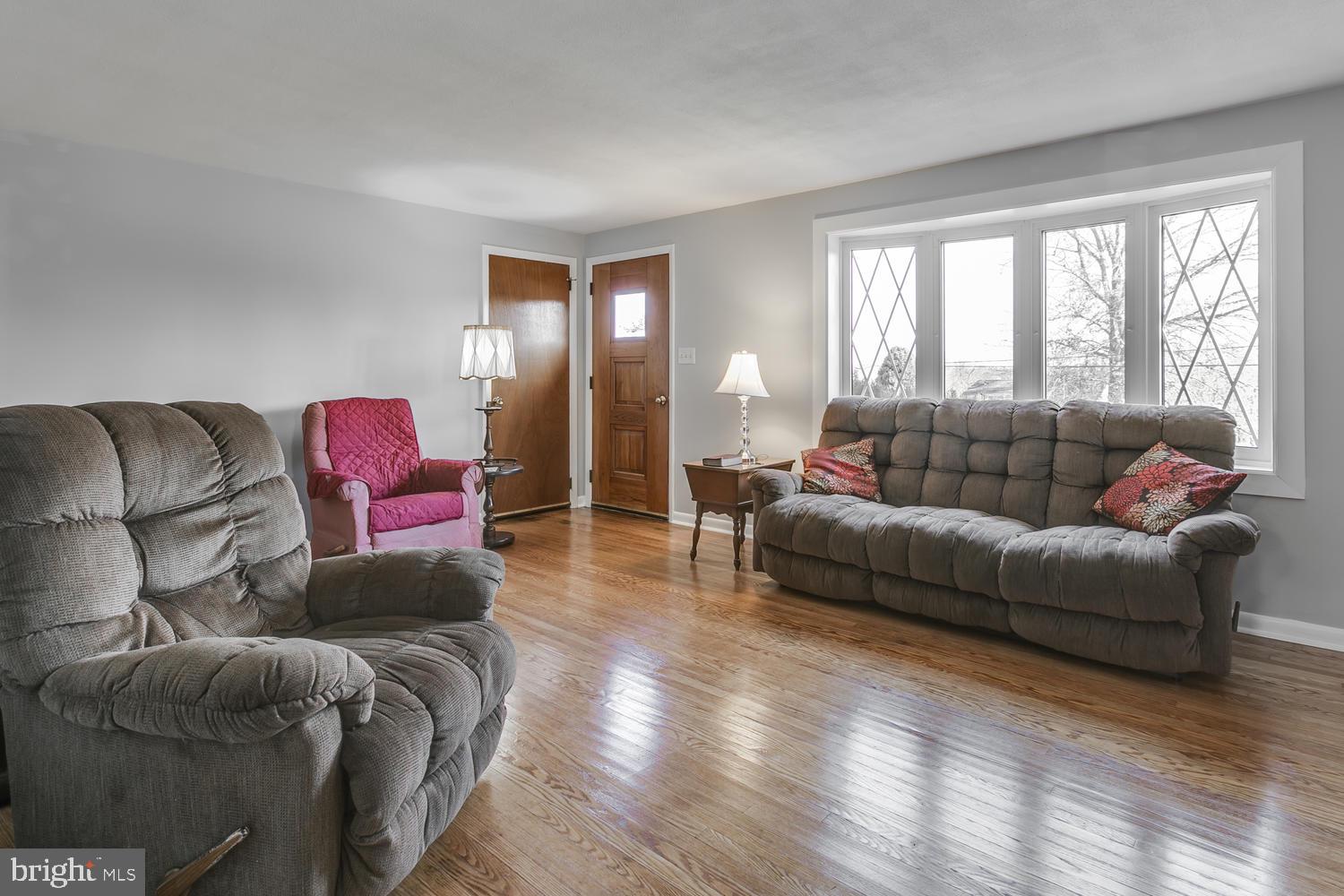 1246 Canadochly Road York, PA 17406 - Photo 5 of 29 Gallery Image 5