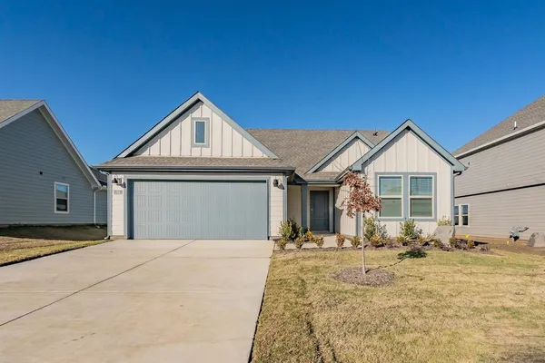 $2,200 | 764 Primrose Lane, Pilot Point, TX 76258