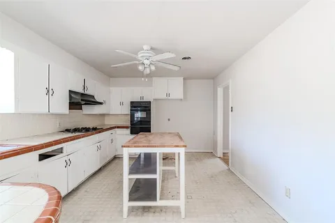 $329,000 | 2348 Wildoak Drive, Dallas, TX 75228