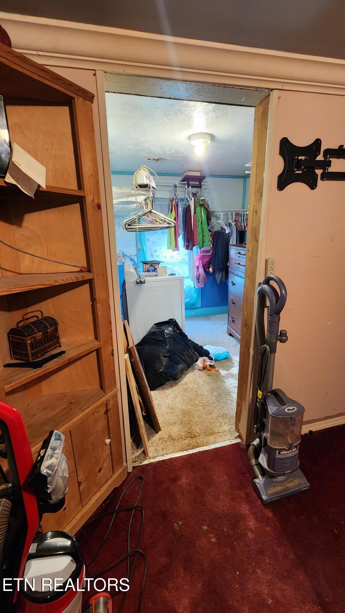 138 Bennett Lane Powell, TN 37849 - Photo 3 of 10 1000051658