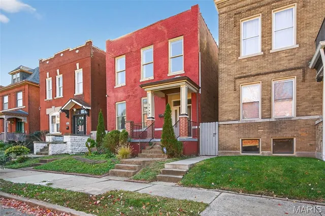 $350,000 | 2748 Accomac Street, St. Louis, MO 63104