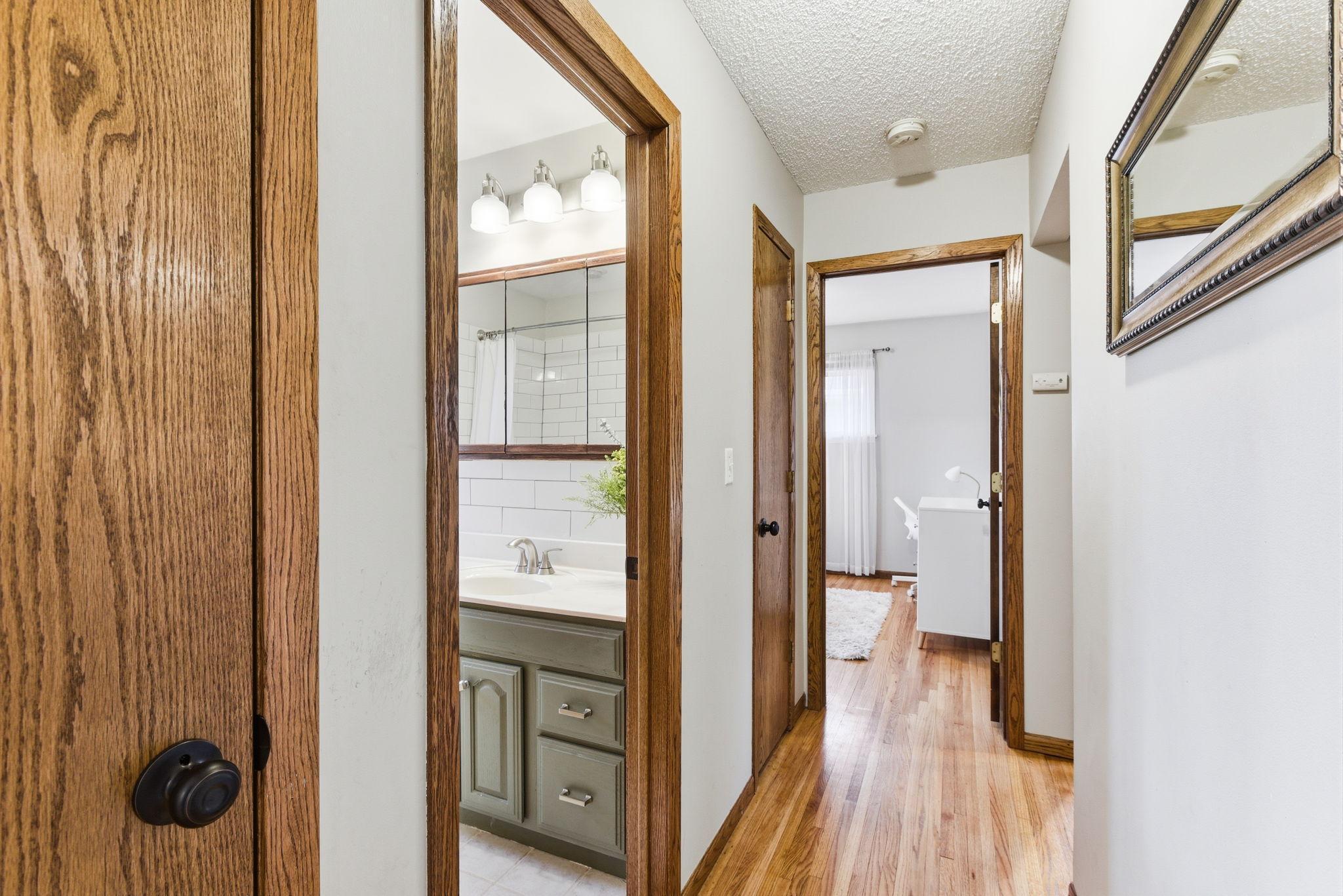 8131 Vincent Avenue South Bloomington, MN 55431 - Photo 14 of 53