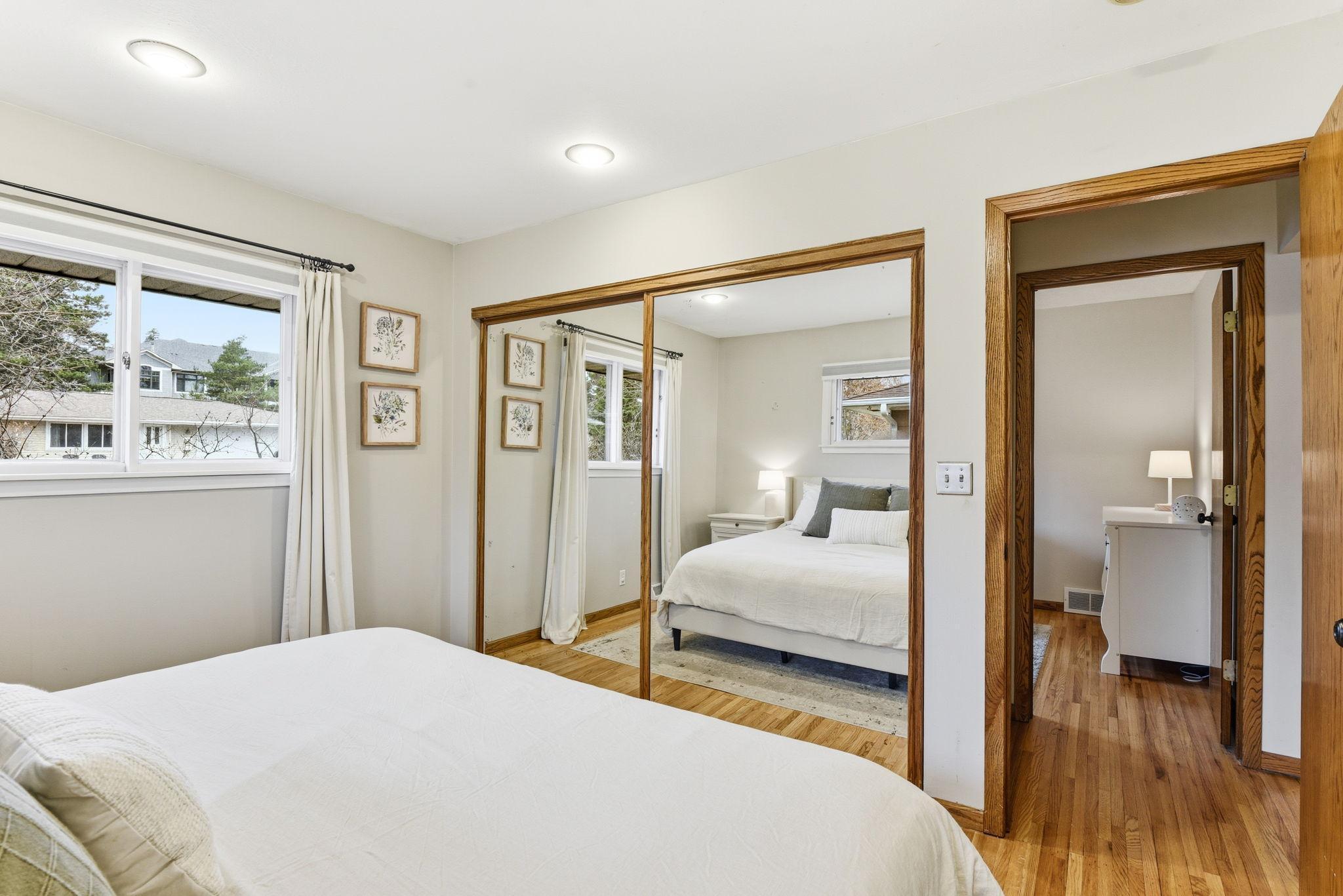 8131 Vincent Avenue South Bloomington, MN 55431 - Photo 18 of 53