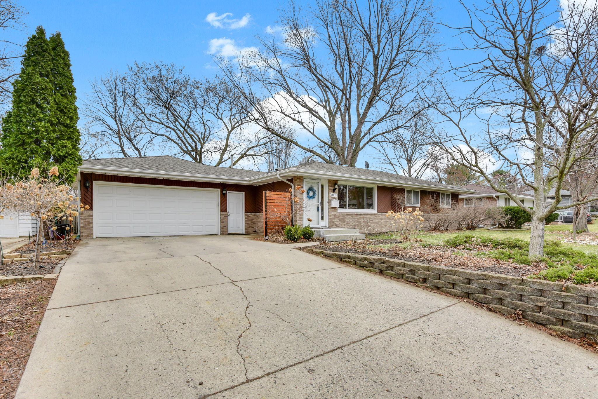 8131 Vincent Avenue South Bloomington, MN 55431 - Photo 2 of 53
