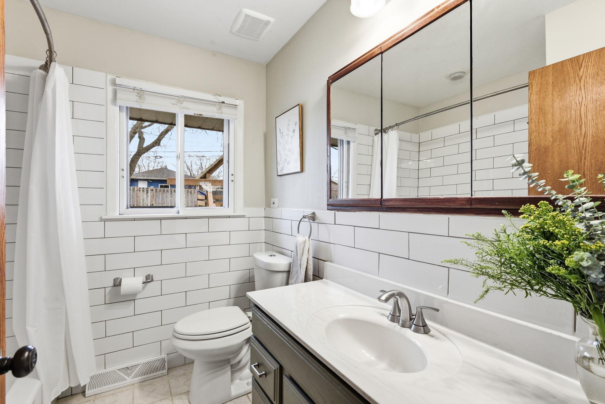 8131 Vincent Avenue South Bloomington, MN 55431 - Photo 21 of 53