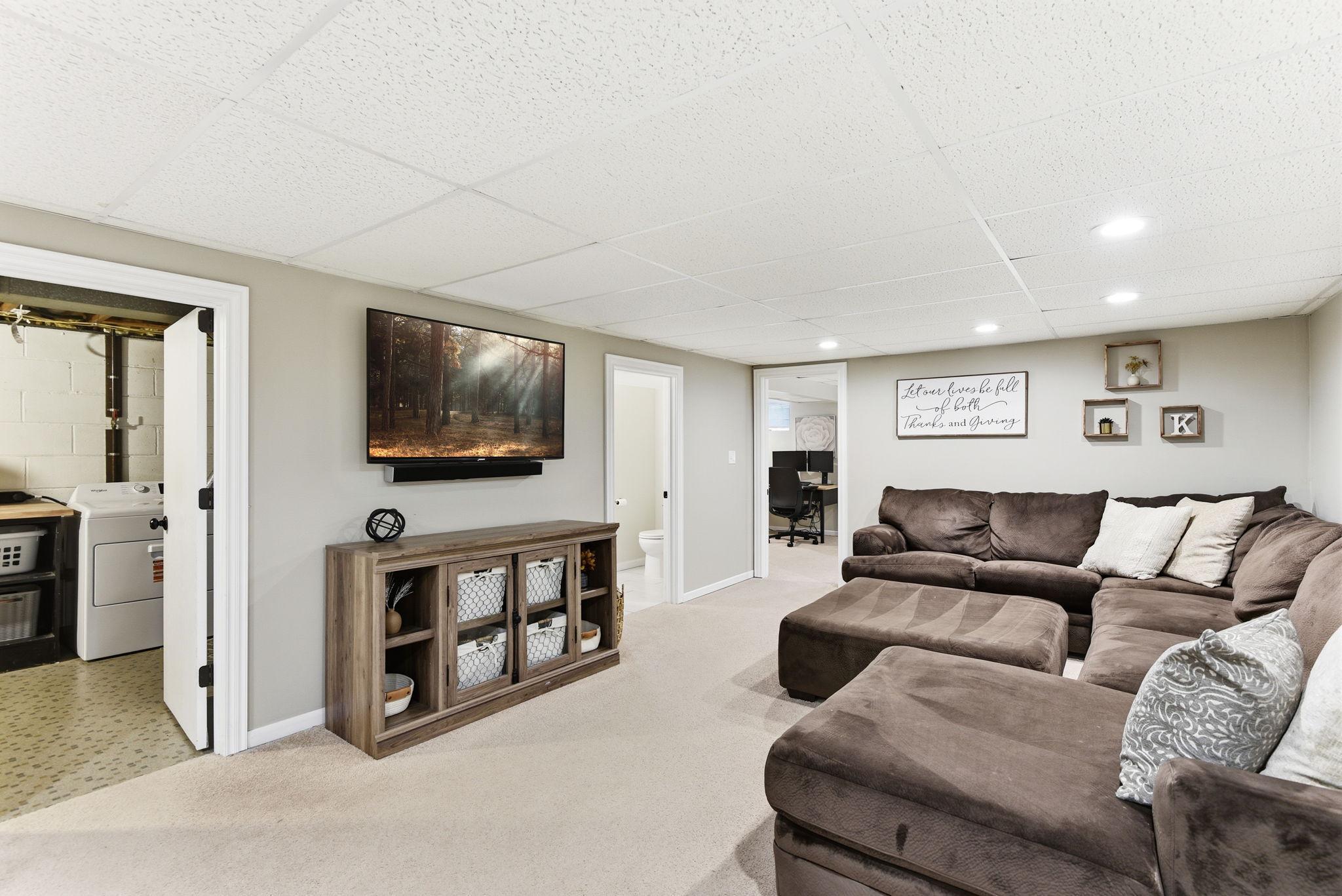 8131 Vincent Avenue South Bloomington, MN 55431 - Photo 25 of 53