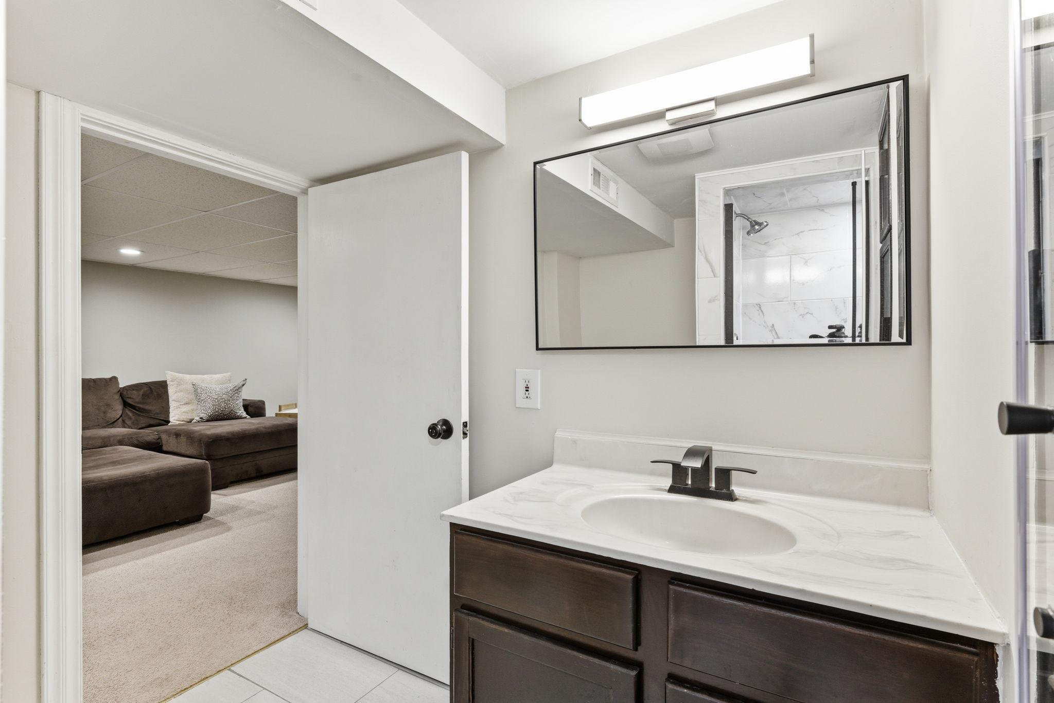 8131 Vincent Avenue South Bloomington, MN 55431 - Photo 31 of 53