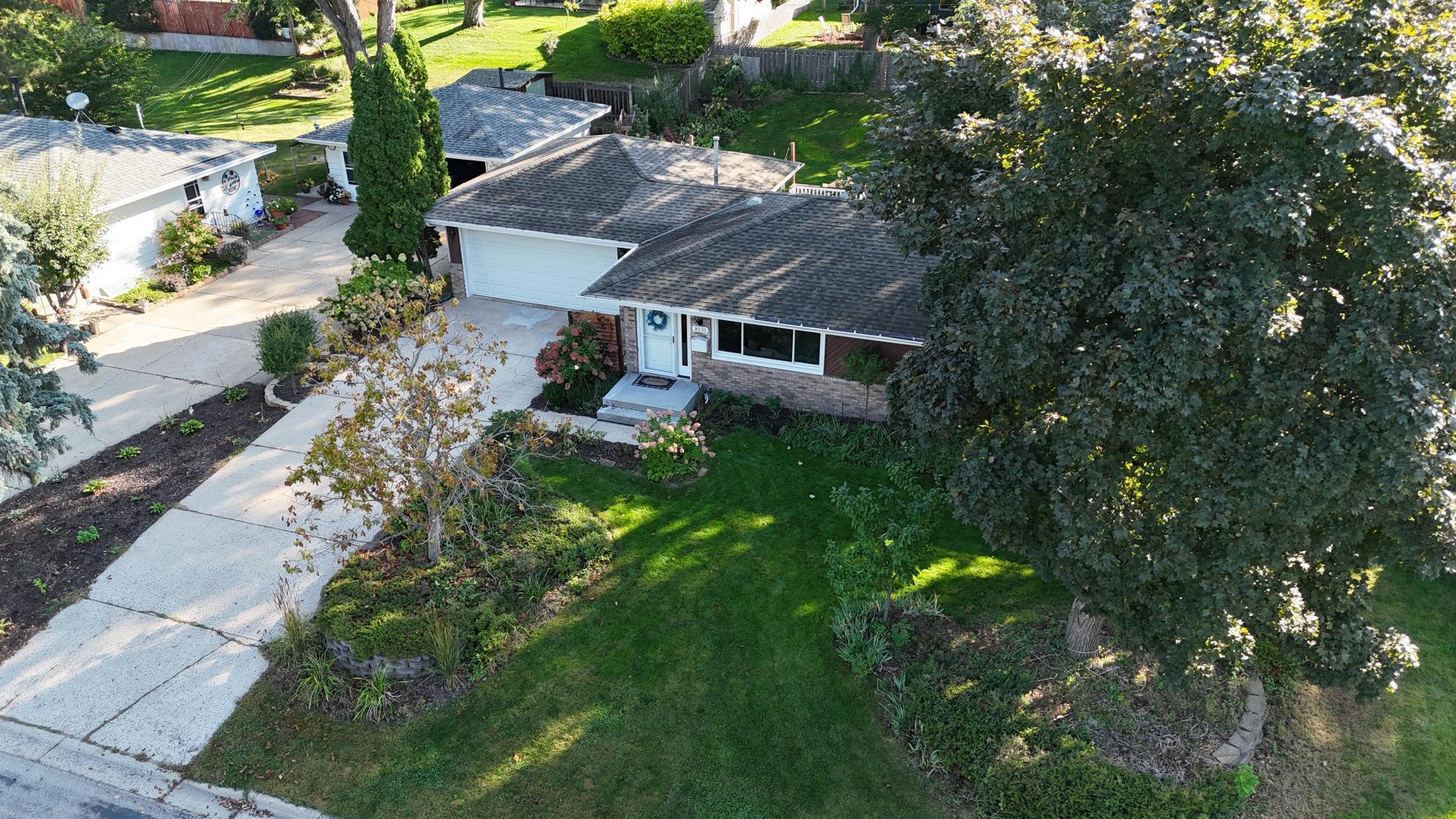 8131 Vincent Avenue South Bloomington, MN 55431 - Photo 49 of 53