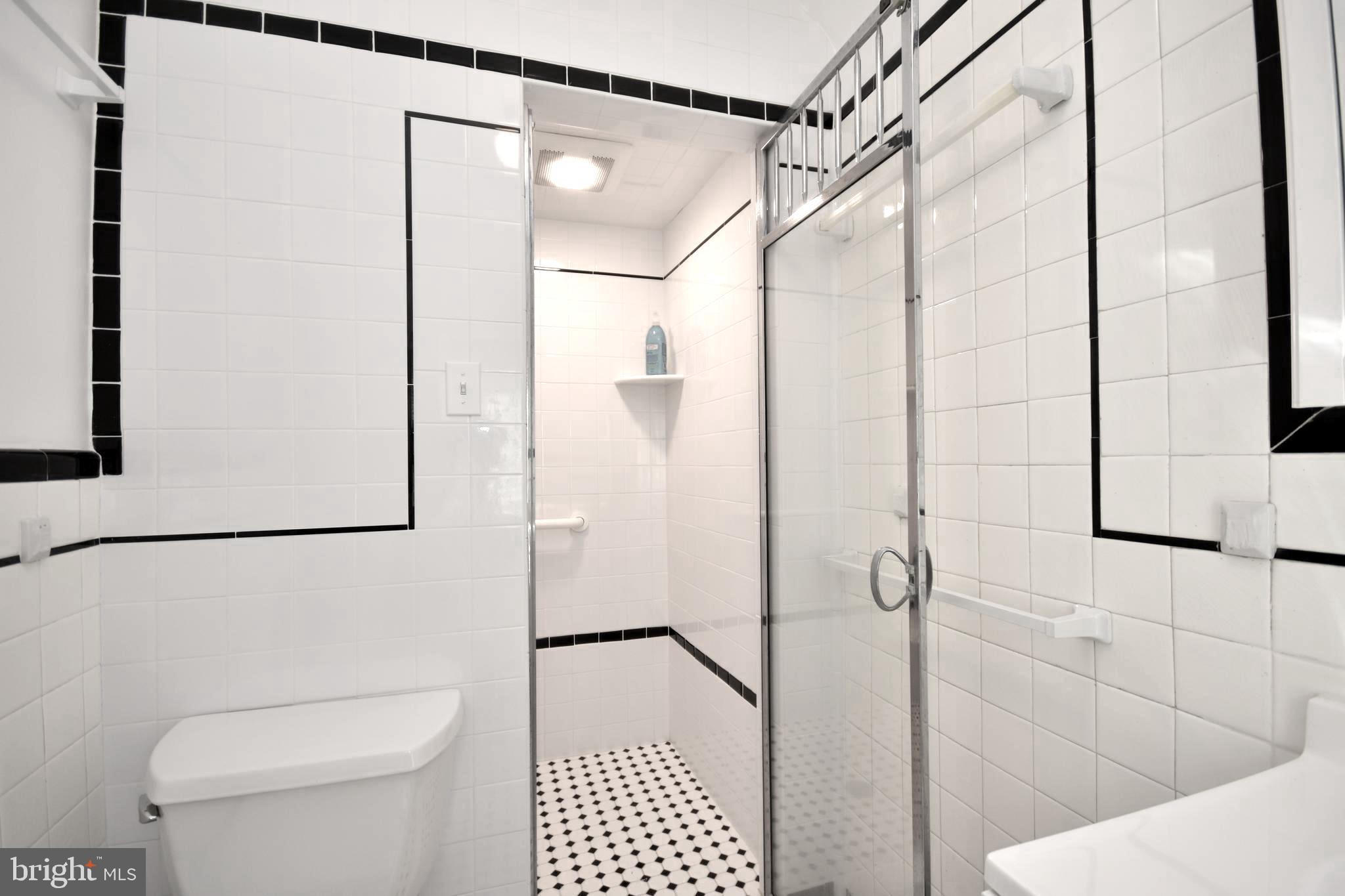 102 Madison Road Lansdowne, PA 19050 - Photo 20 of 41 Super walk in Shower