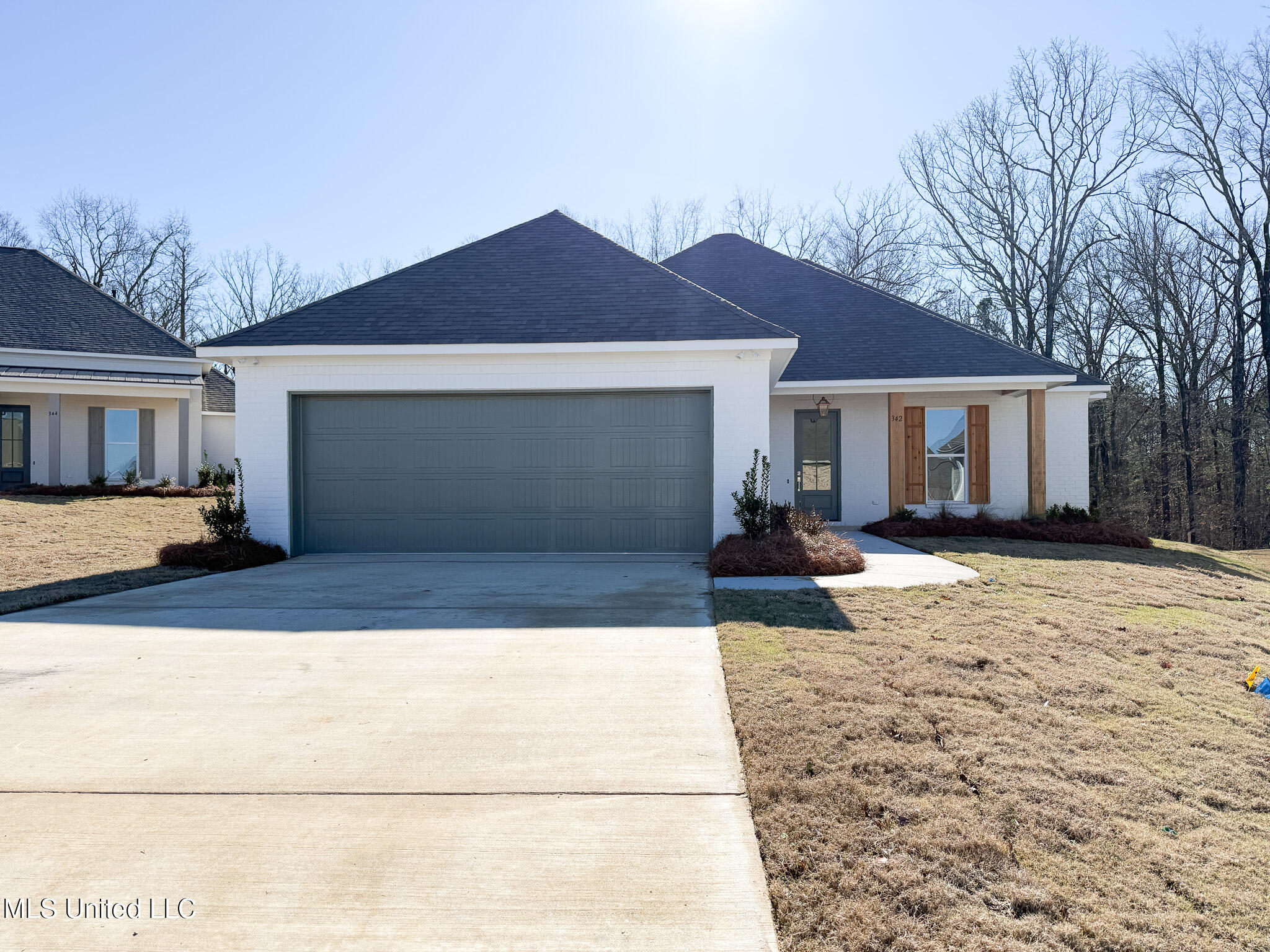 342 Oakville Circle Brandon, MS 39047 - Photo 2 of 31 front
