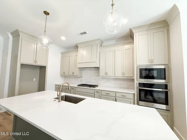 $439,900 | 342 Oakville Circle, Brandon, MS 39047