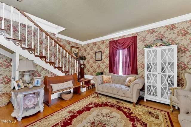 $659,900 | 8712 Highway 19E, Roan Mountain, TN 37687