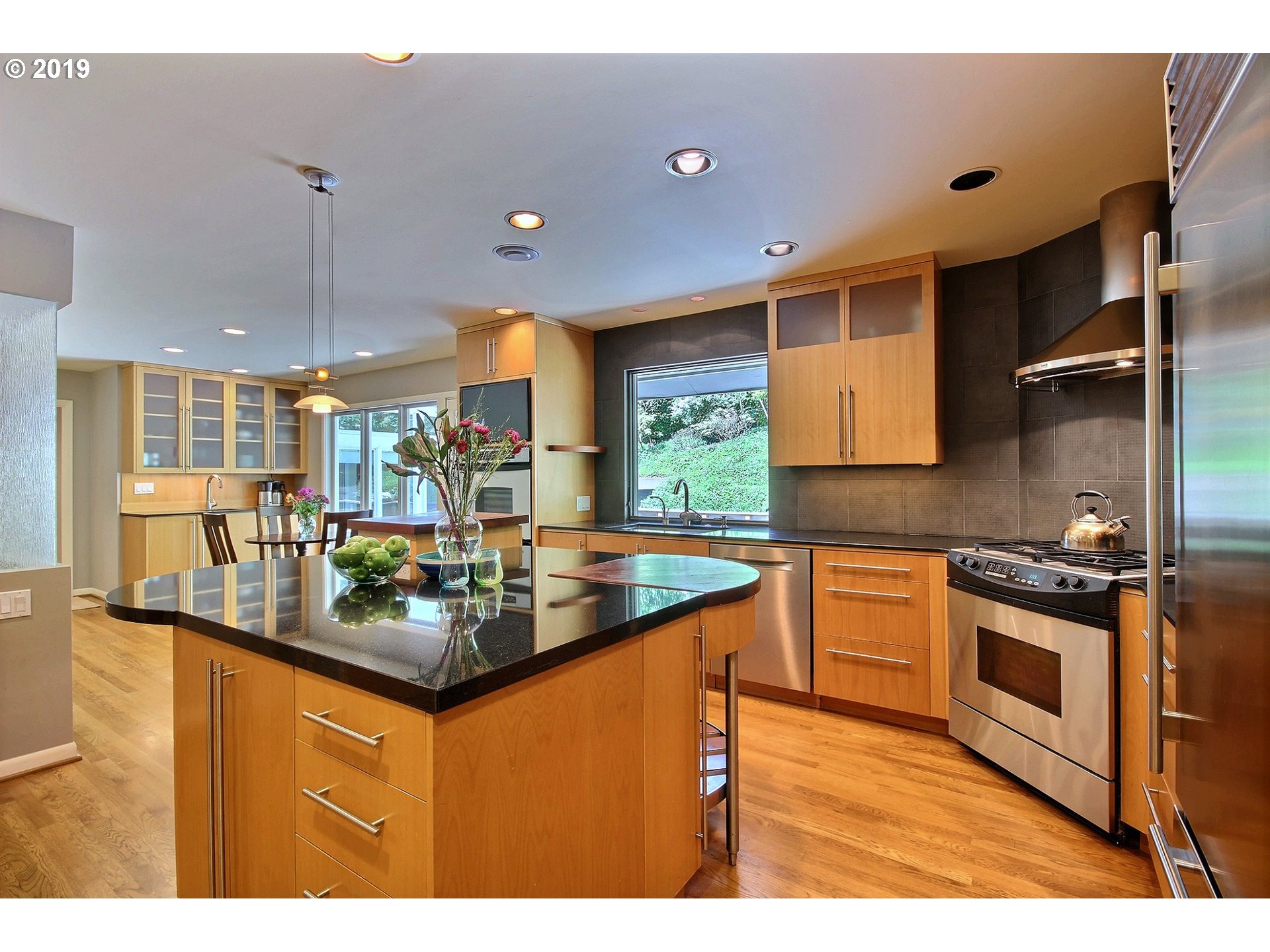 1847 Southwest High Street Portland, OR 97201 - Photo 11 of 30 Gallery Image 11