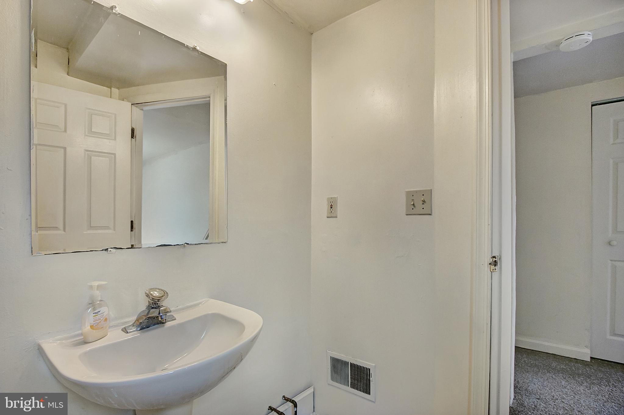 10119 High Ridge Road Laurel, MD 20723 - Photo 25 of 36