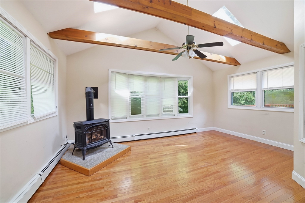 132 Charlton Road Spencer, MA 01562 - Photo 14 of 34