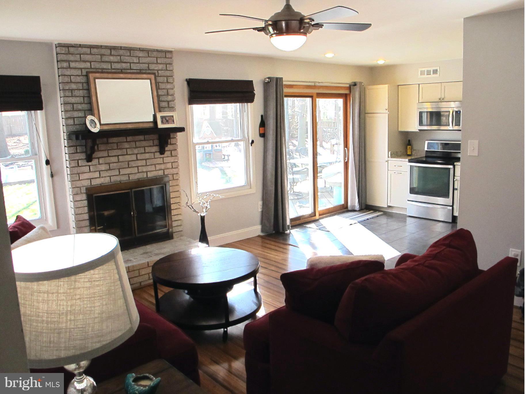 1832 Ralston Place Crofton, MD 21114 - Photo 4 of 23 Family Room