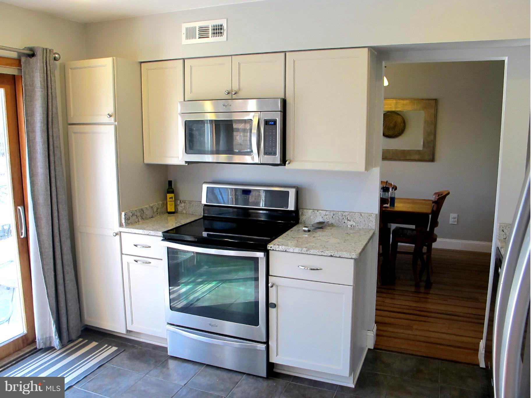 1832 Ralston Place Crofton, MD 21114 - Photo 5 of 23 Kitchen