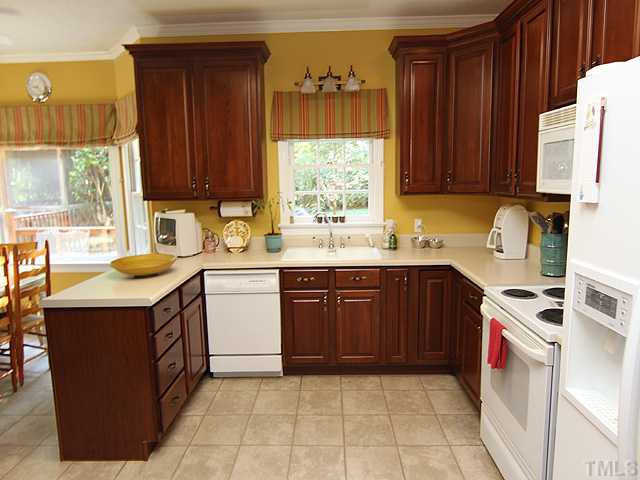 11308 Windwitty Court Raleigh, NC 27614 - Photo 9 of 25