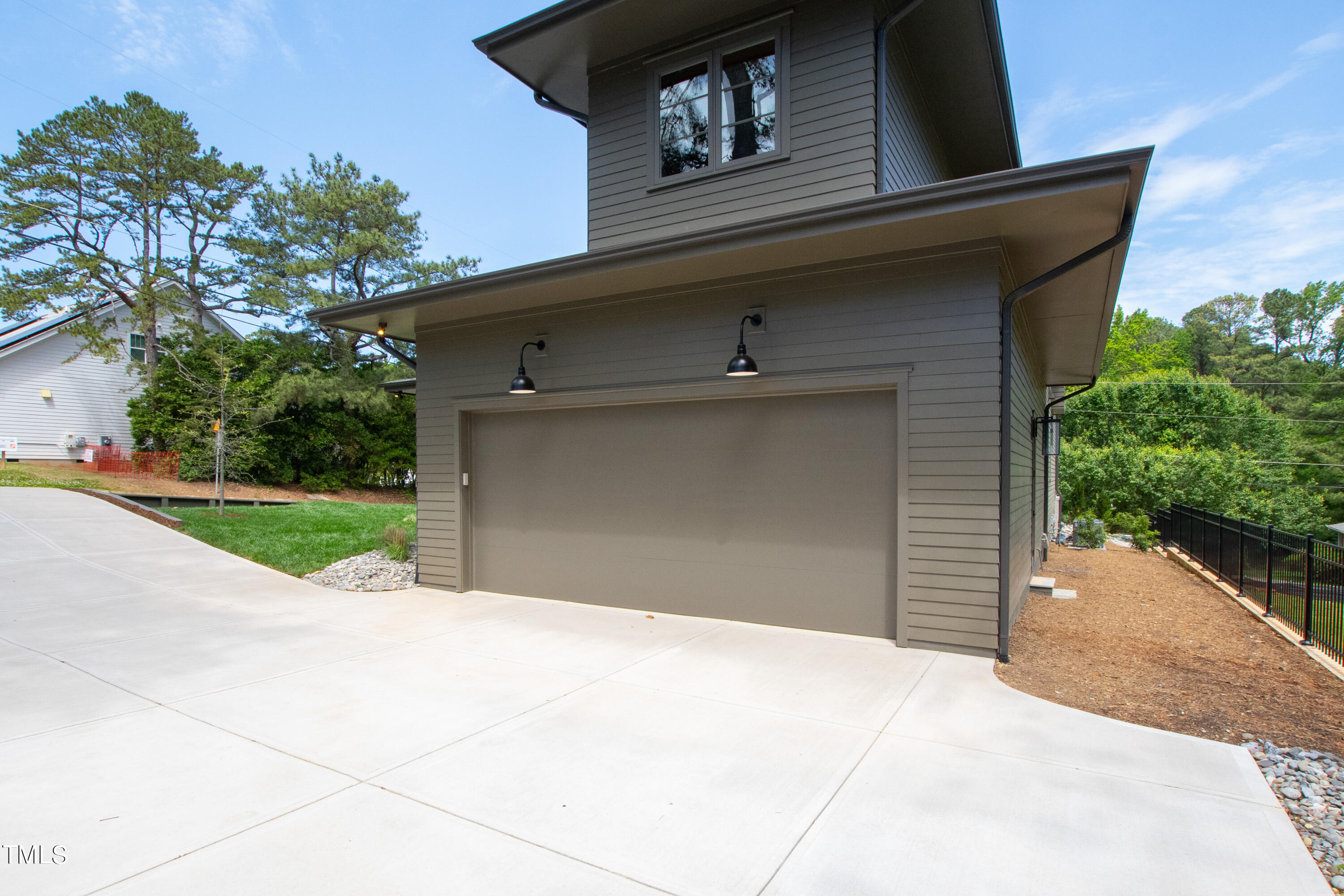 2421 Mayview Road Raleigh, NC 27607 - Photo 79 of 89 BAck 4