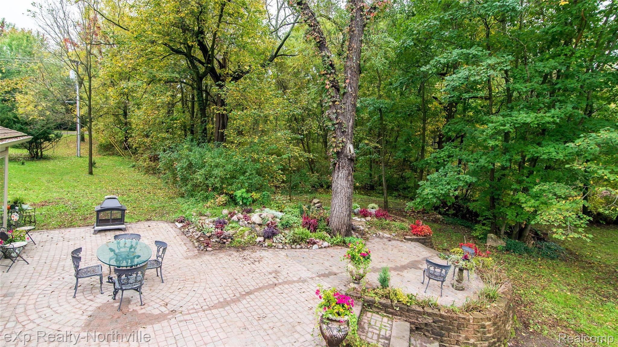 22265 Currie Road Northville, MI 48167 - Photo 16 of 86 015_7.jpg