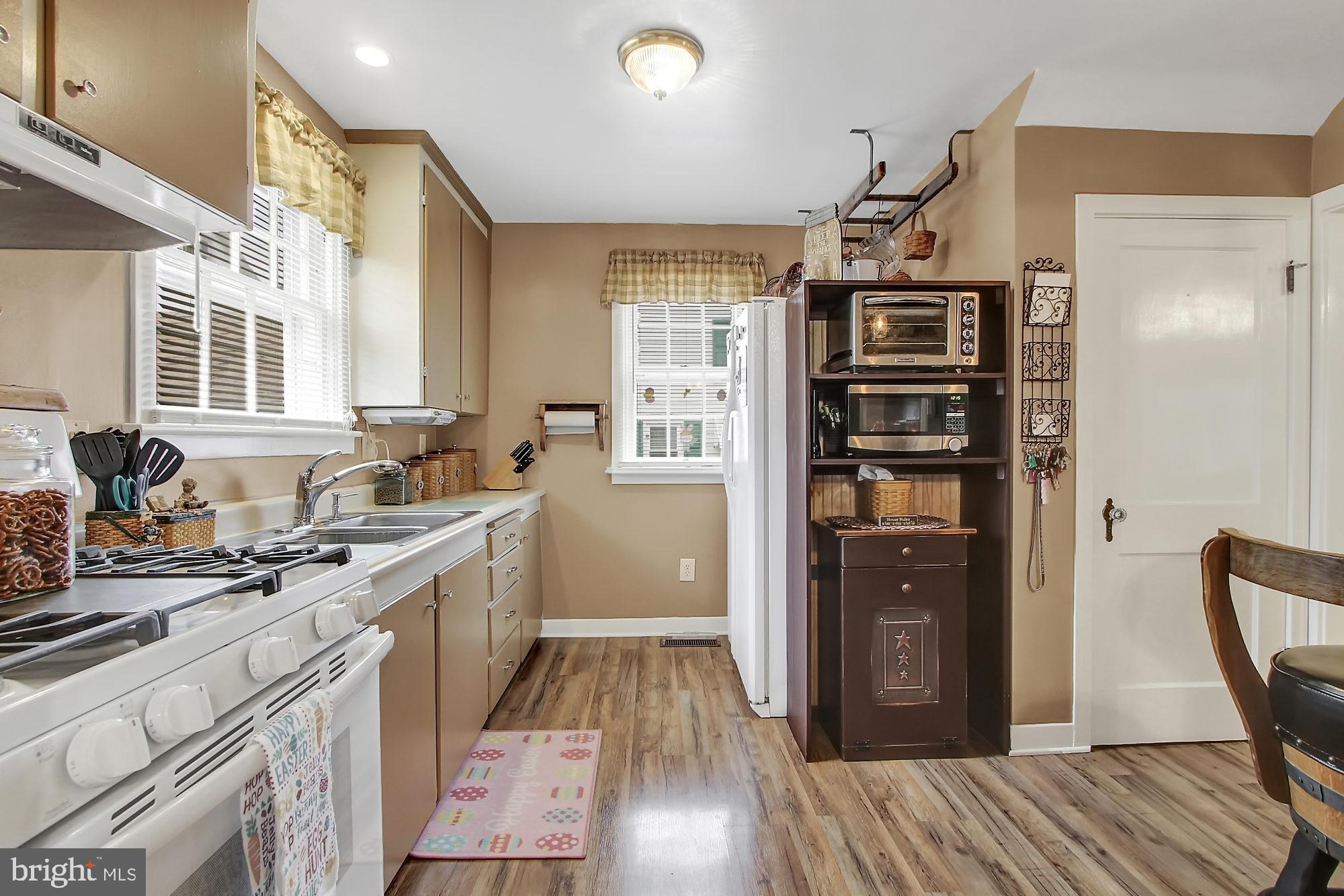 130 Spring Avenue Hanover, PA 17331 - Photo 8 of 25 Gallery Image 8