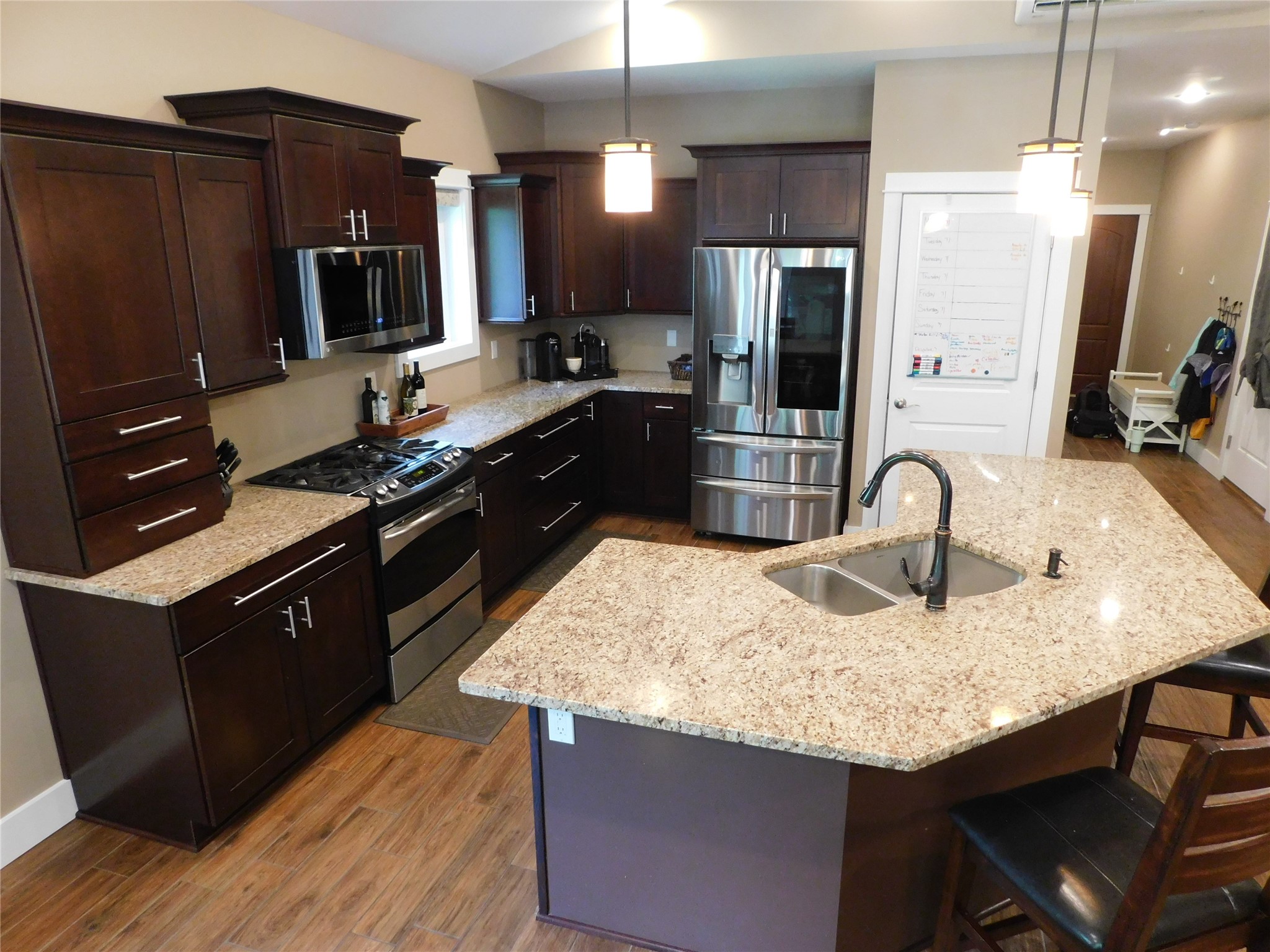 5052 Ridge Parkway Erie, PA 16510 - Photo 9 of 38 Gallery Image 9