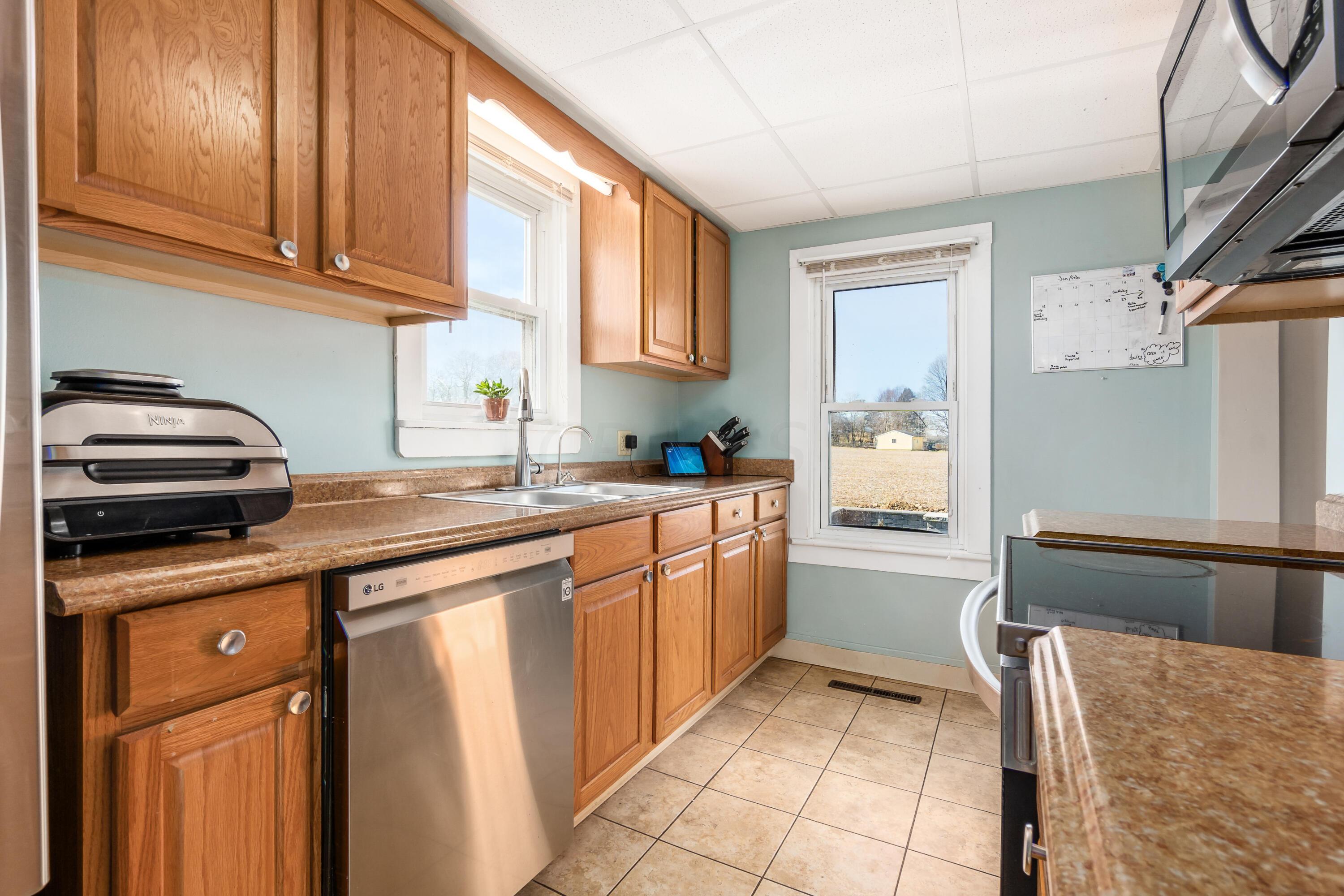 4565 East National Road Springfield, OH 45505 - Photo 27 of 40 i_4565_E_National_034