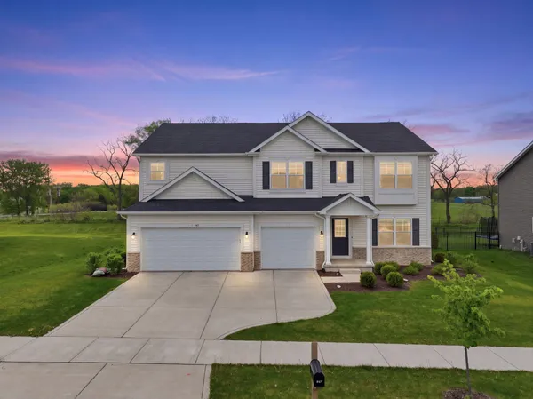 $559,900 | 547 Marilyn Way, Valparaiso, IN 46385