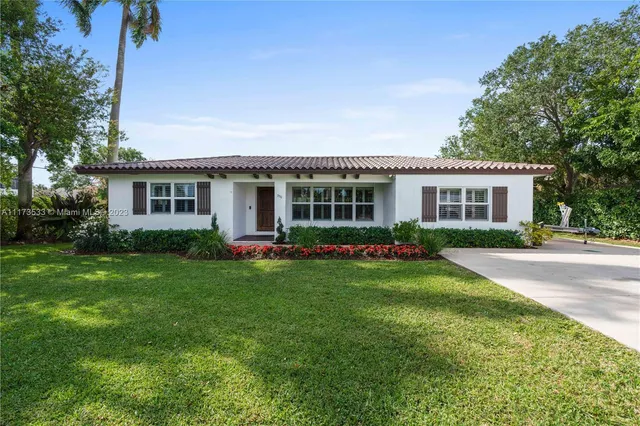 $4,000 | 330 Center Street, Jupiter, FL 33458