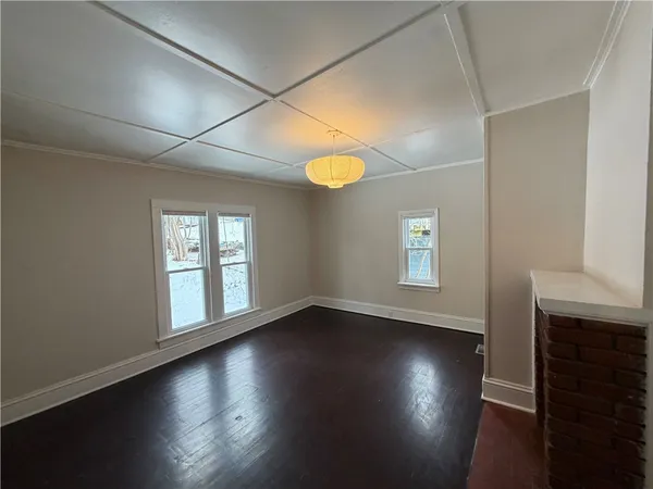 $1,600 | 166 East 3rd Street, Corning, NY 14830