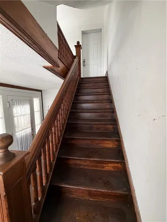 $1,500 | 166 East 3rd Street, Corning, NY 14830