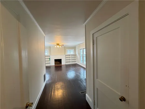 $1,600 | 166 East 3rd Street, Corning, NY 14830